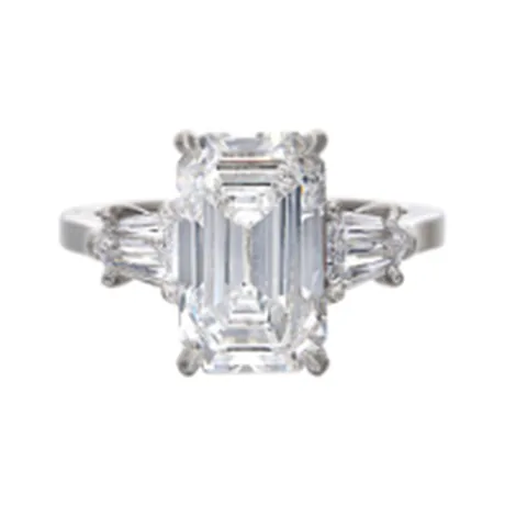 High Jewelry Solitaire trois pierres diamant taille émeraude 3,61 ct