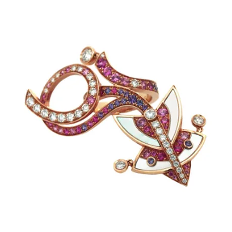 Van Cleef & Arpels Bague nacre multicolore cerfs perle