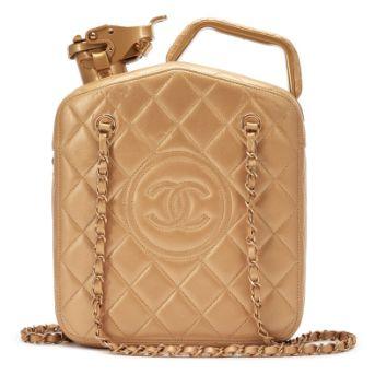 Chanel « Gas Tank » Jerry Can, agneau matelassé Light Gold, Paris-Dubaï