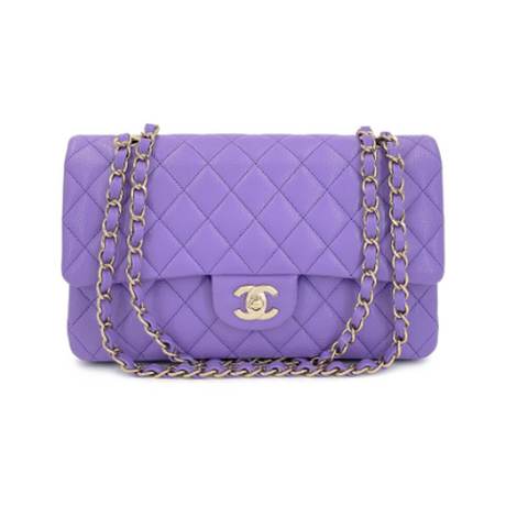 Chanel Medium Classic Double Flap, caviar matelassé Purple, doré