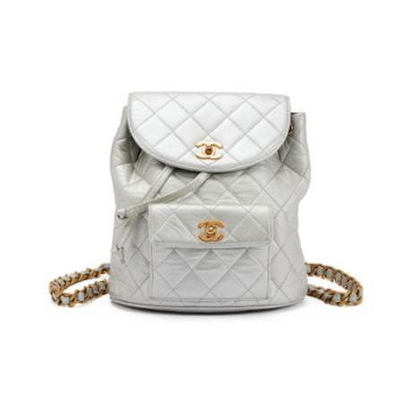 Chanel Medium Timeless CC Duma Sac à dos, agneau matelassé Silver, doré