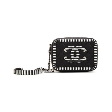 Chanel Mini Filigree Clutch avec chaîne, veau matelassé grainé Black & White, argenté