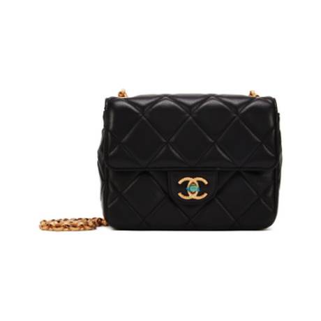 Chanel Mini Médaillon Single Flap, agneau matelassé Black, doré