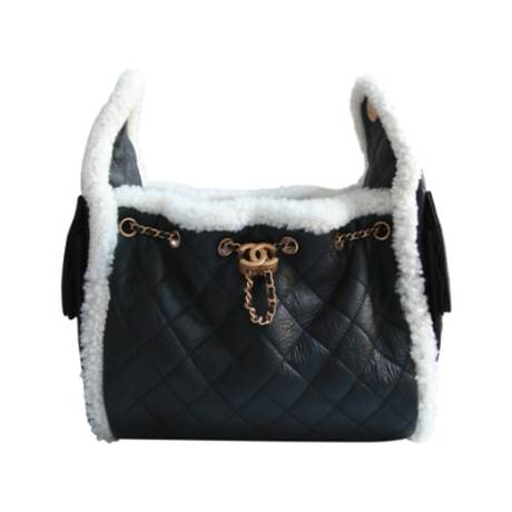 Chanel Small 25, peau lainée & shearling matelassé froissé Black & White, doré vieilli