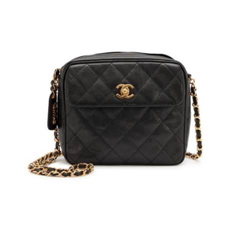 Chanel Vintage Flap Pocket Small Camera, caviar matelassé Black Front, doré