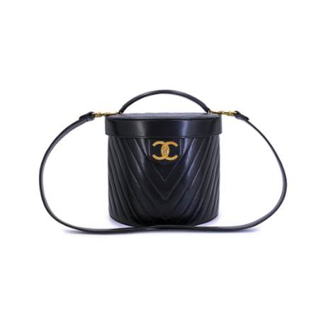 Chanel Vintage Round Vanity Case, agneau chevron matelassé Black, doré